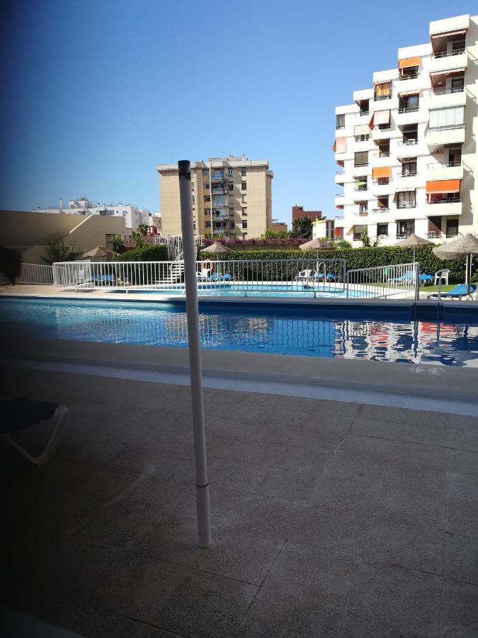 2 Dormitorios, 5 Personas, Piscinas, 10 Min Playa, Plaza La Nogalera Torremolinos Extérieur photo